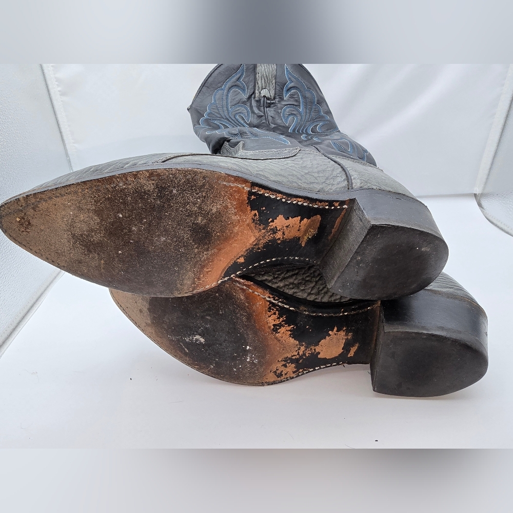 Wrangler Gray Shark Print Leather Boots - Picture 15 of 16